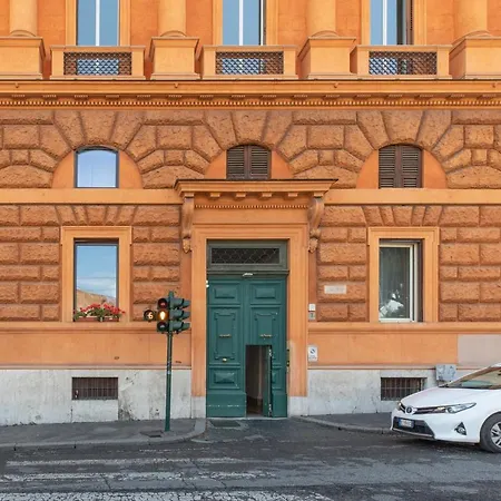 Apartment Iflat Unforgettable In Front Of Colosseum