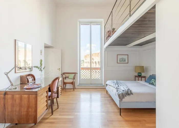 Iflat Unforgettable In Front Of Colosseum